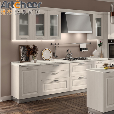 خرید کابینت آشپزخانه ای از چوبی جامد طراحی ایتالیایی برای خانه های مدرن ساخت آنلاین