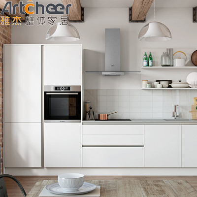خرید کابینت آشپزخانه مدرن محکم و شیک با لاک یا مواد پایانی پایدار ساخت آنلاین