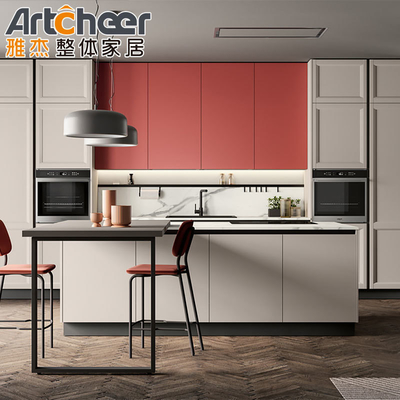 خرید کابینت آشپزخانه ای مدرن رنگ صورتی با پانل ENF و میز جزیره کوچک وارداتی ساخت آنلاین