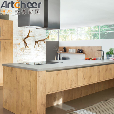 فرش های کابینت آشپزخانه با رنگ های سفارشی چوب سفید لایه دار طراحی سبک مدرن