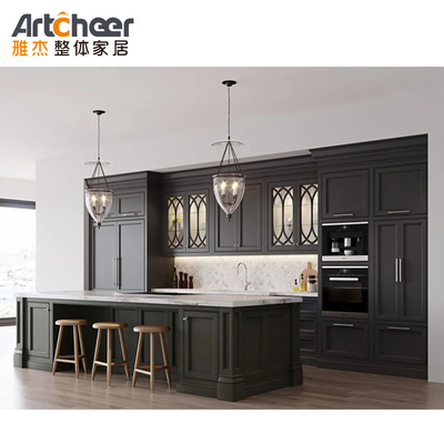 کابینت آشپزخانه با طراحی معاصر با قفسه های دوستدار محیط زیست